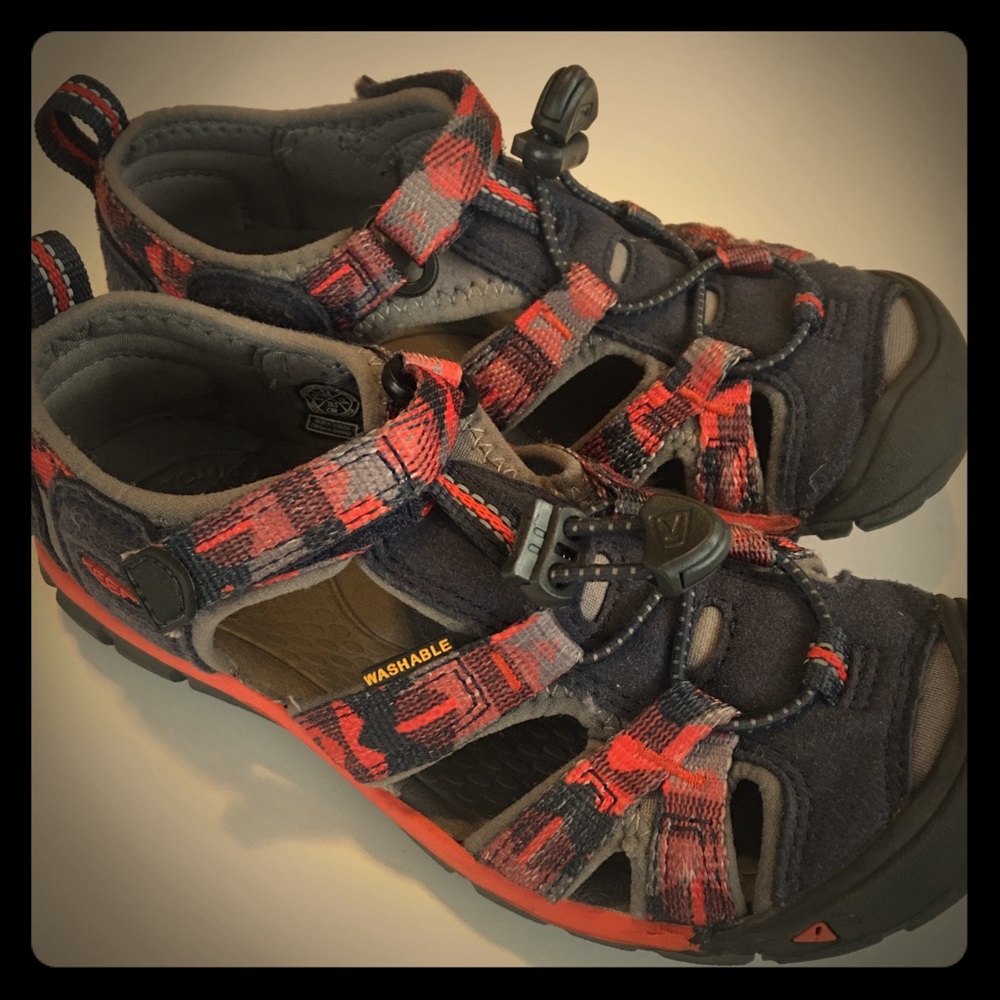 Little Boys Keen Newport Sandals Size 13